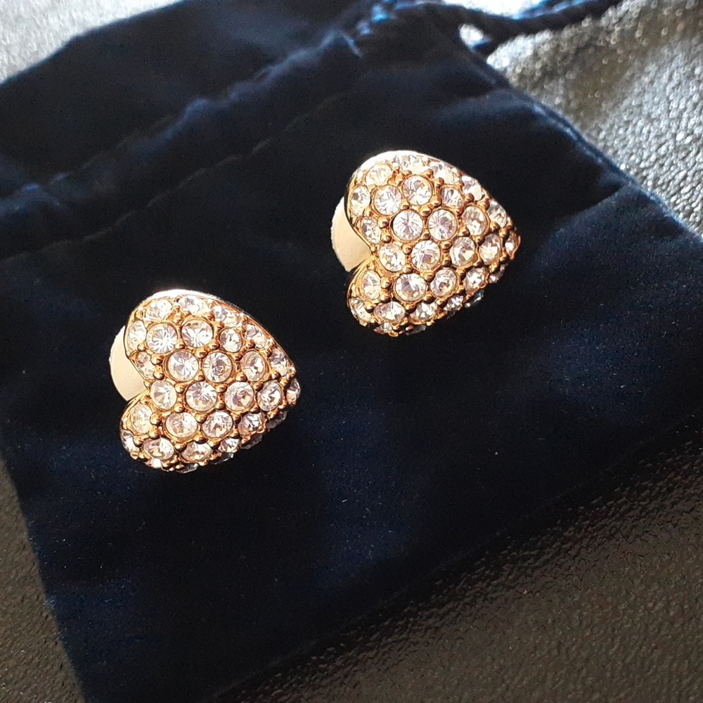 Authentic Swarovski Crystal Swan Stamped Clip Earrings Q122